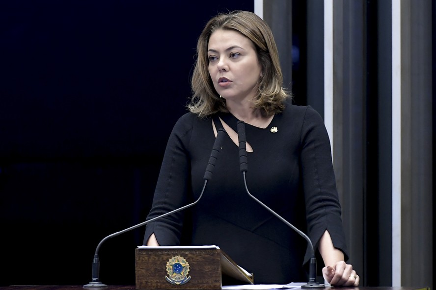 Senadora Leila Barros, também conhecida como Leila do Vôlei, é relatora da MP do fim da 'taxa das blusinhas'.