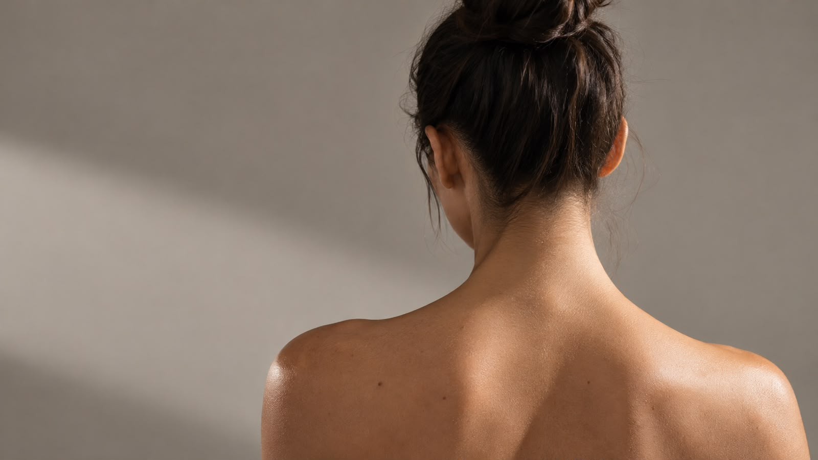Botox nos ombros para 'alongar' o pescoço? Entenda o que o Traptox realmente muda