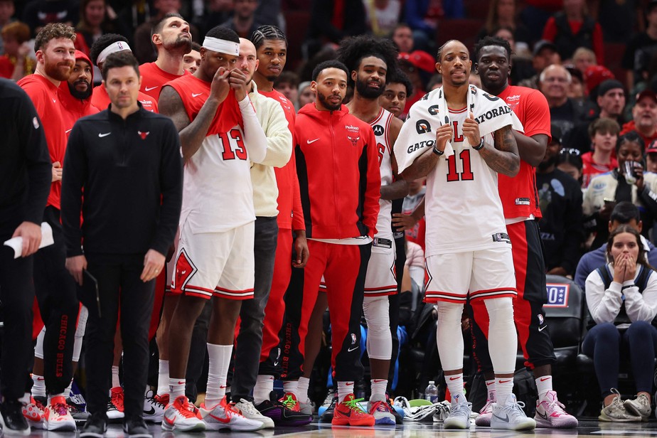 Chicago Bulls dispensa jogadores menos de dois dias após contratação na NBA