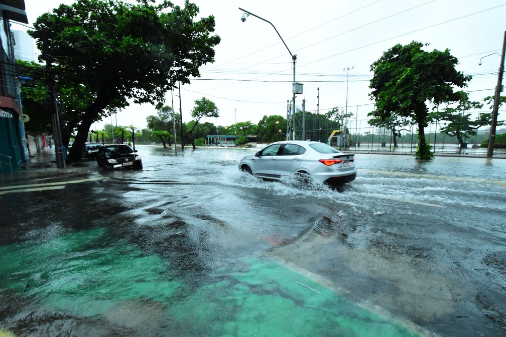 Sobe para número oficial de mortos pela chuva em Pernambuco com desaparecidos