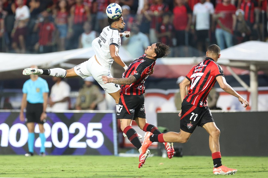 Vit&oacute;ria e Botafogo empataram em 0 a 0