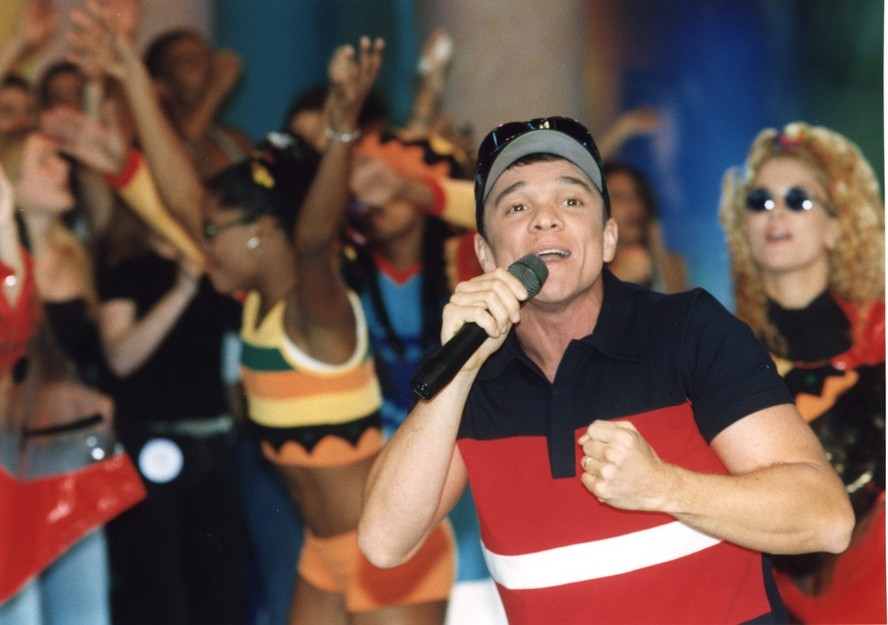 Netinho no 'Planeta Xuxa', da TV Globo, em 1998