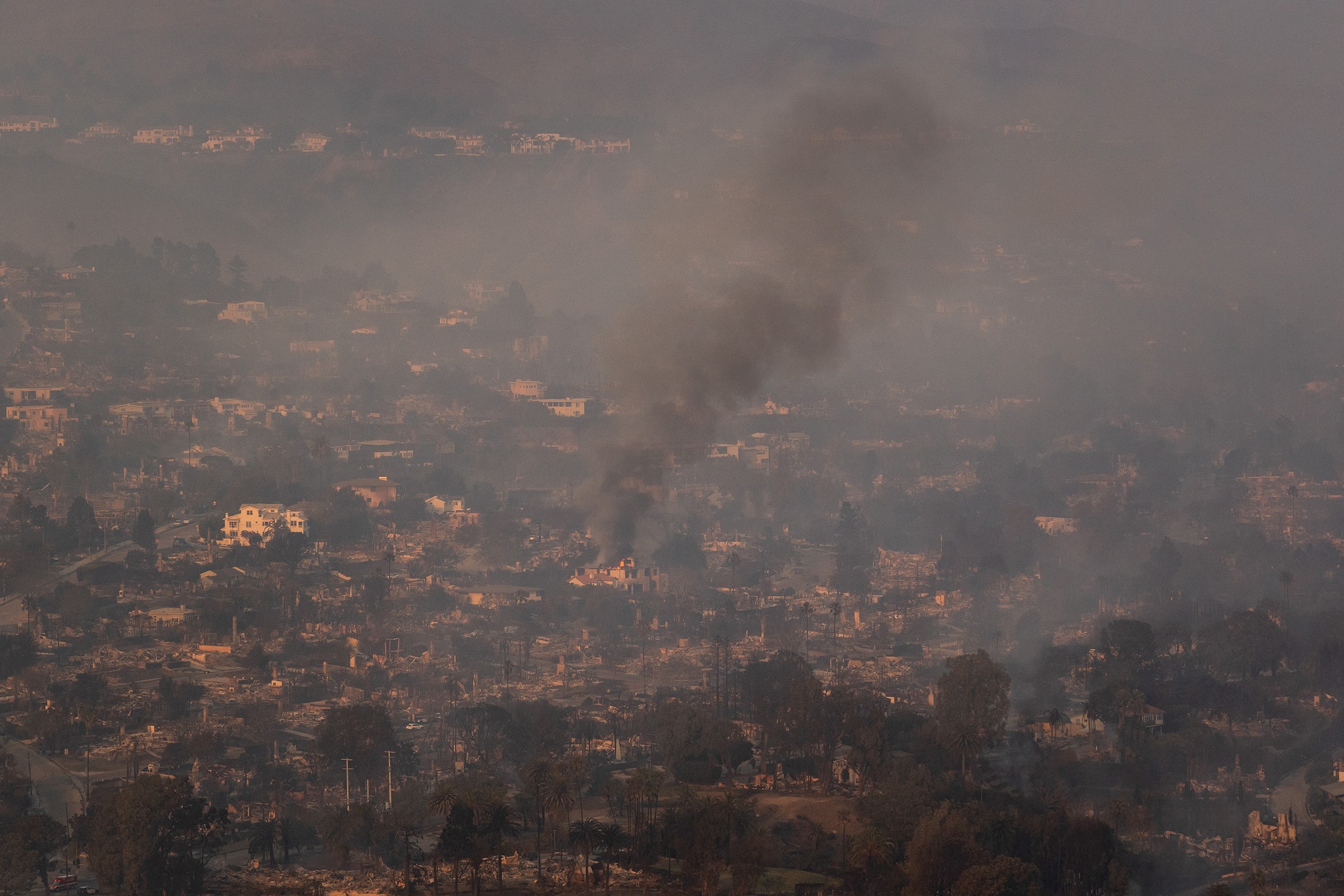 Incêndios florestais de 2025 foram os de maior custo da História, mostra estudo