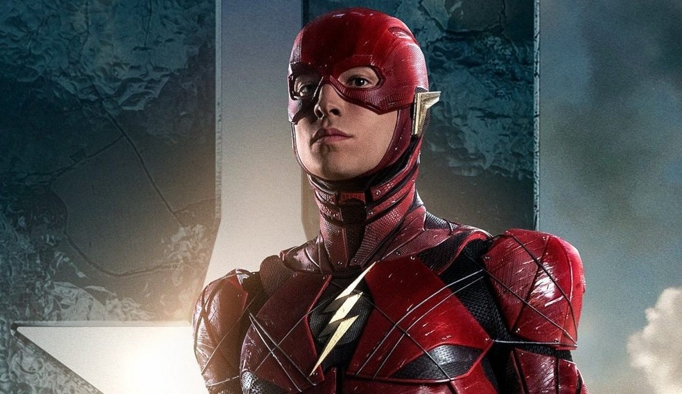 Ezra Miller como o herói Flash — Foto: Divulgação