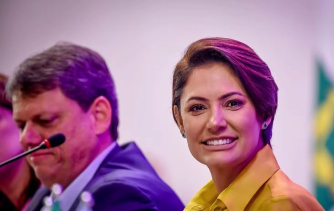 Flávio busca mobilização de Tarcísio, Nikolas e Michelle enquanto tenta se aproximar de Cleitinho de olho no segundo turno - Foto
