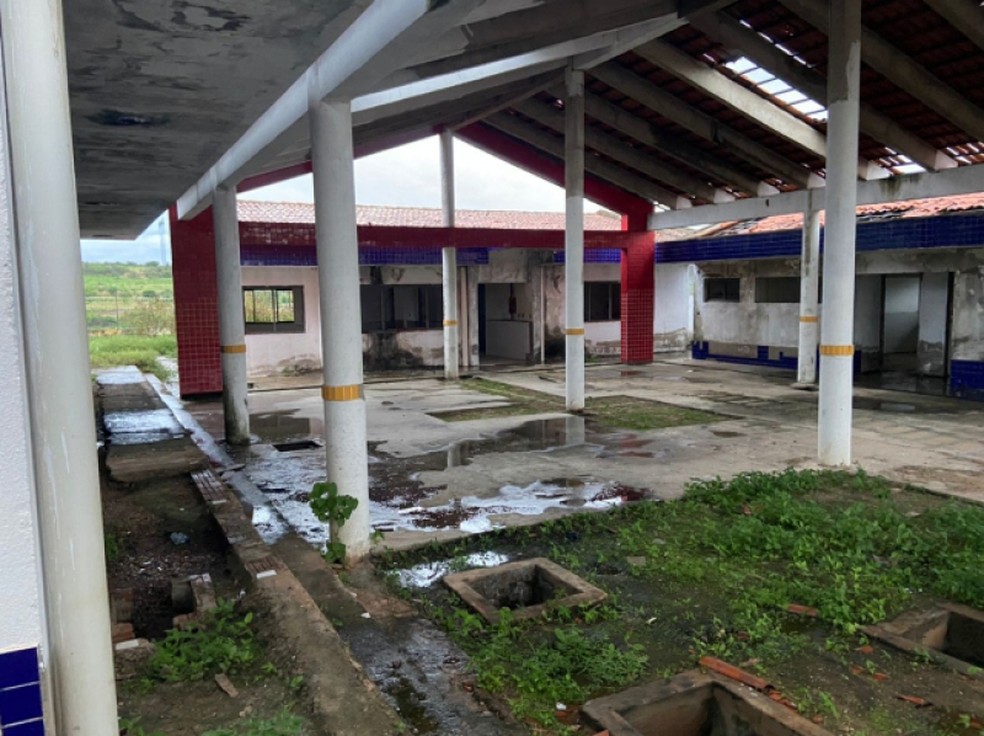 Em Orós (CE), creche está abandonada sem nunca ter sido inaugurada; 224 crianças poderiam estudar no prédio FNDE/31-1-2022 — Foto:         