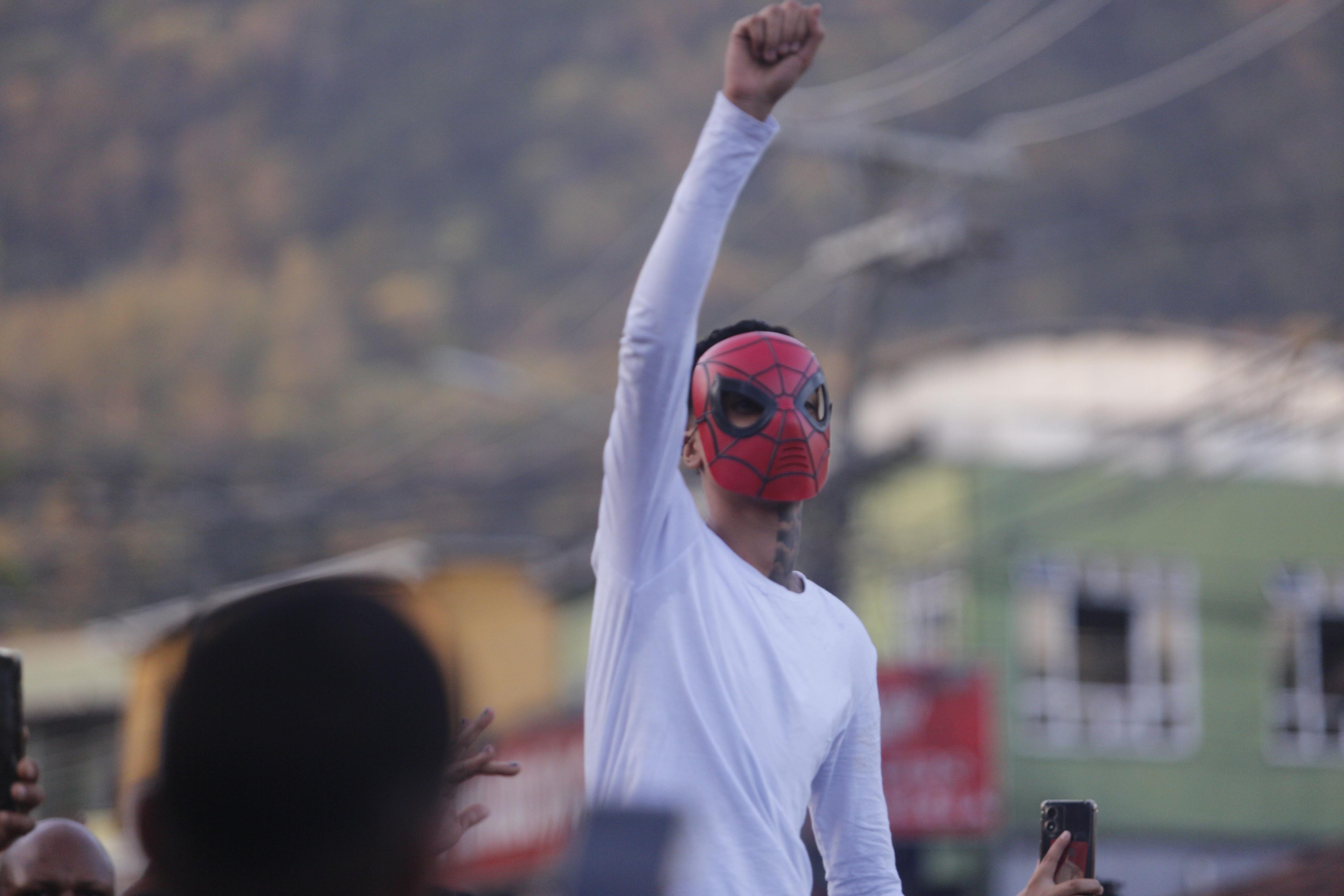 Justiça do Rio marca depoimentos do caso Oruam, que segue foragido