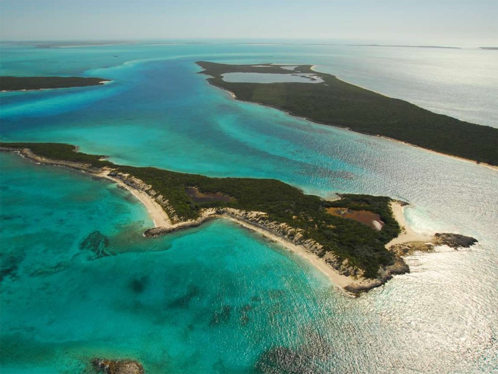 Vista aérea da ilha de Nicolas Cage, nas Bahamas — Foto: Reprodução/Google Maps