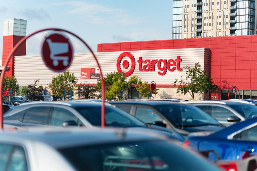 Target é mais uma empresa a recuar em programas de diversidade diante ...