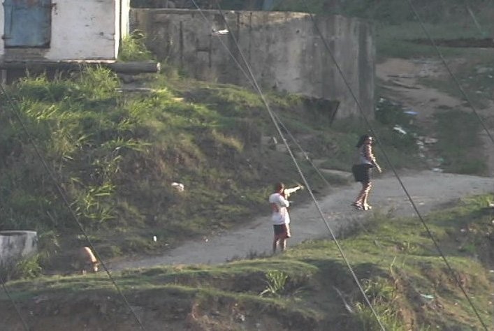 Tráfico no Morro da Mineira (Foto tirada em 30.09.2002, no Rio de Janeiro) — Foto: Andre Correa / Agência O Globo