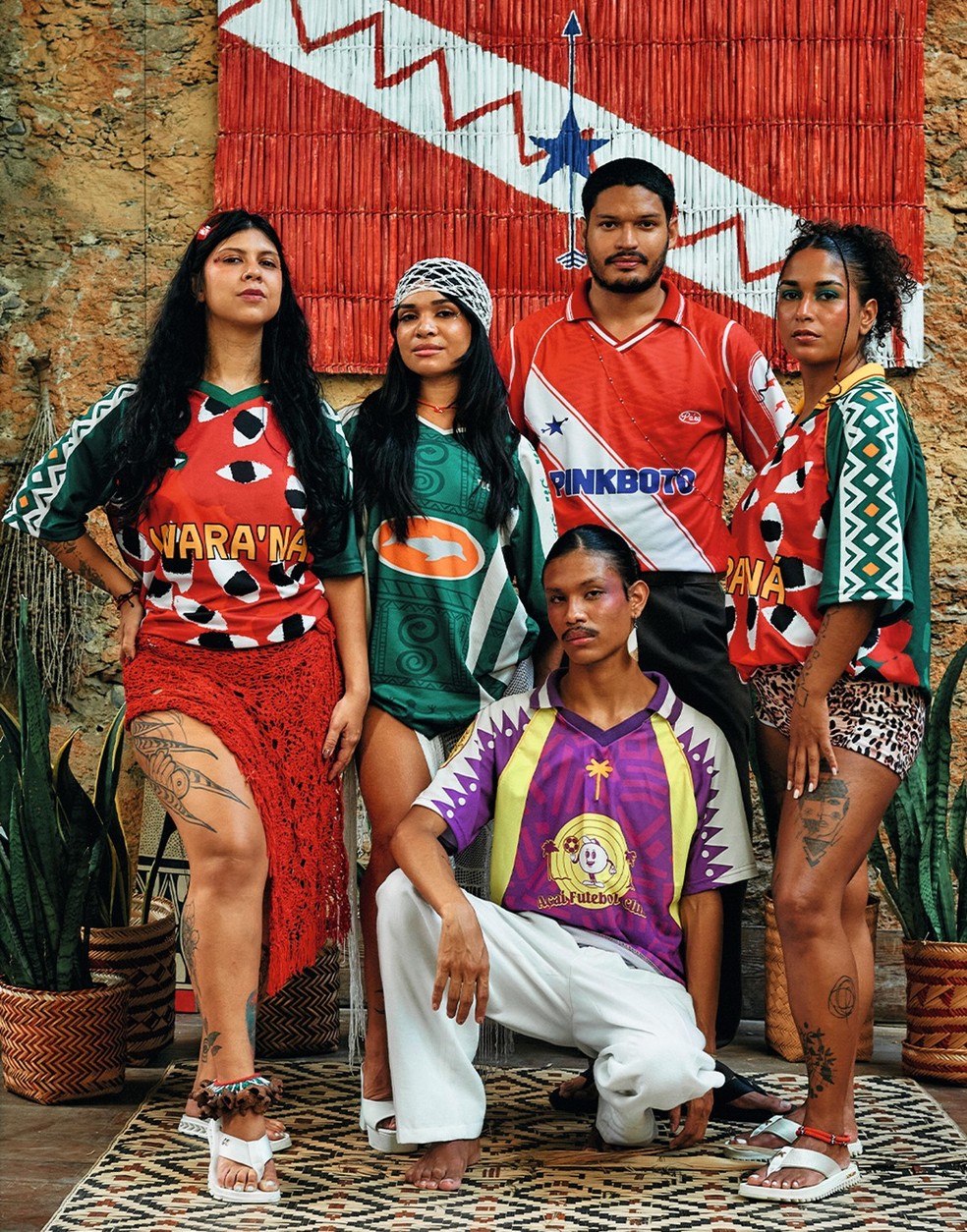 Camisetas da marca Pink Boto — Foto: Divulgação