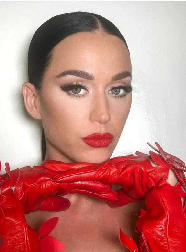 Katy Perry relembra reação dos pais, pastores, quando lançou hit sobre ...