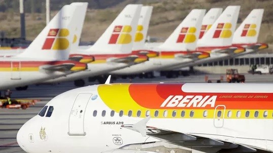 Iberia suspenderá voos para Cuba a partir de junho devido a bloqueio de combustíveis
