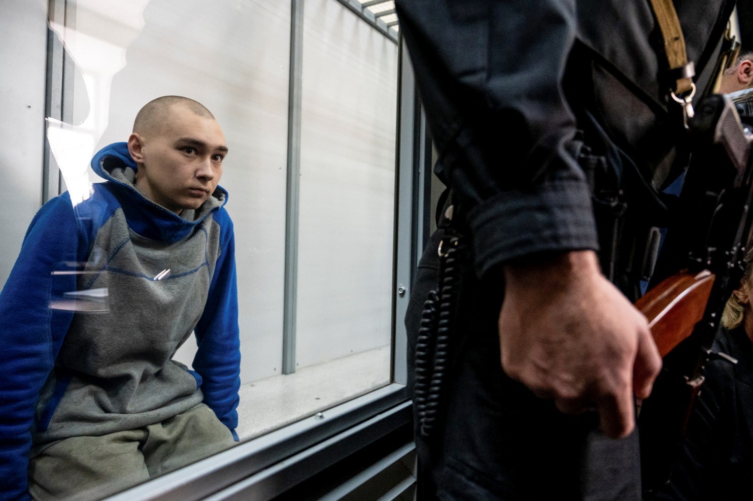 Militar russo Vadim Shishimarin, 21, é o primeiro acusado de crimes de guerra na UcrâniaREUTERS