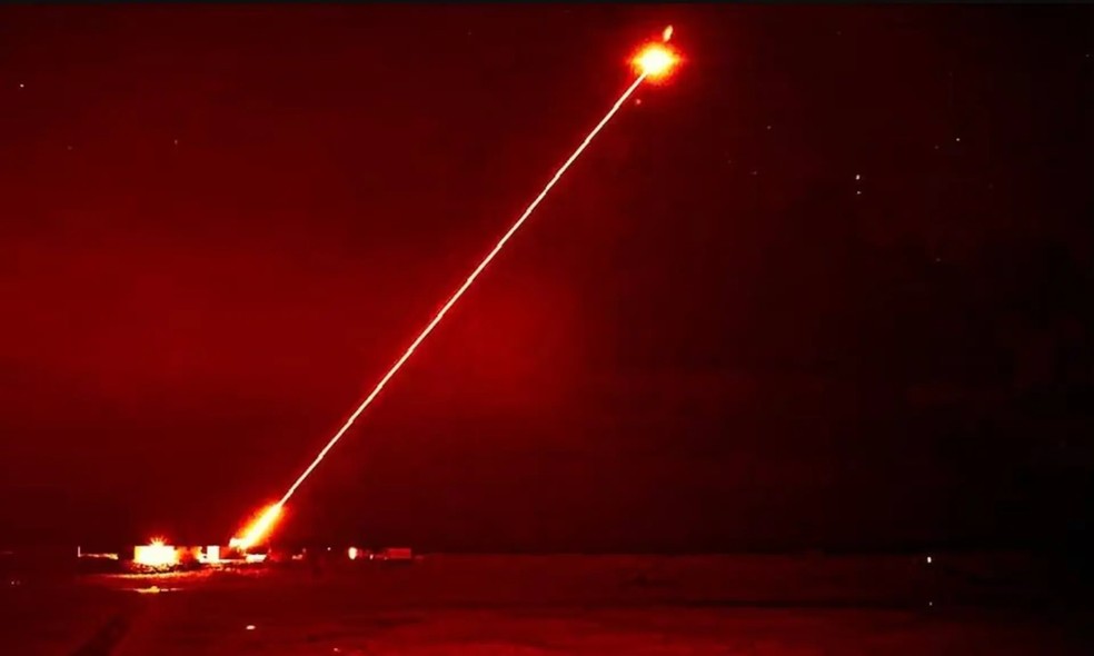 Teste com arma laser — Foto: Divulgação/Ministério da Defesa do Reino Unido