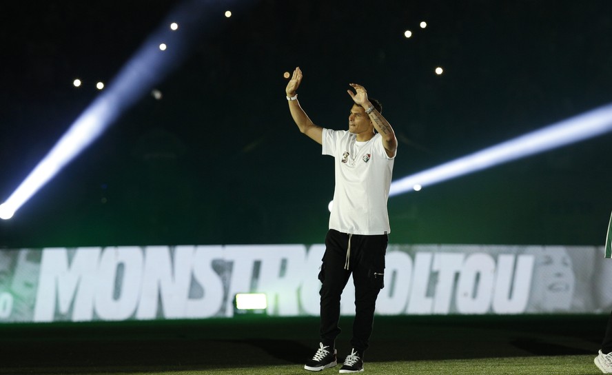 Fluminense quebra recorde de público em apresentações com retorno de Thiago Silva