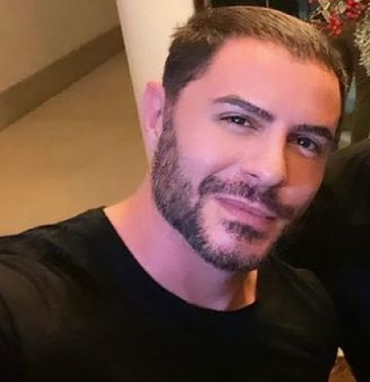 Ricardo Tozzi fala sobre mudança na aparência e repercussão de foto com ...
