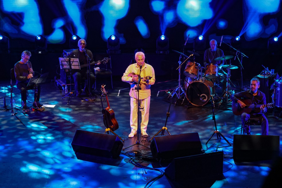 Paulinho da Viola: show contará com os filhos João Rabello ao violão e Beatriz interpretando canções — Foto: Divulgação