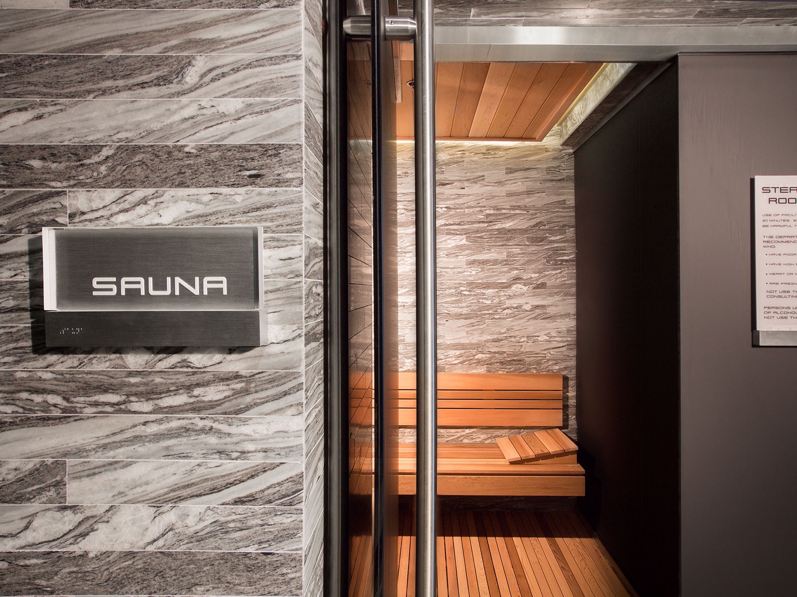 Apartamento luxuoso de Messi possui sauna — Foto: Divulgação/pdtowermiami.com