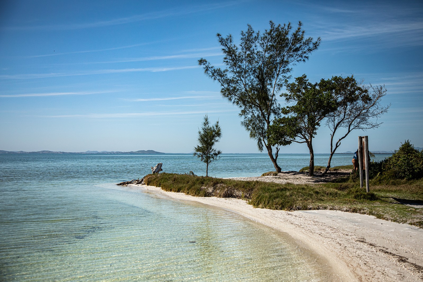 Revitalization of the lake system in Lagos area. Arobina, Lagoa de Araruama, Arraial do Cabo — Photo: Hermes de Paula / Agência O Globo