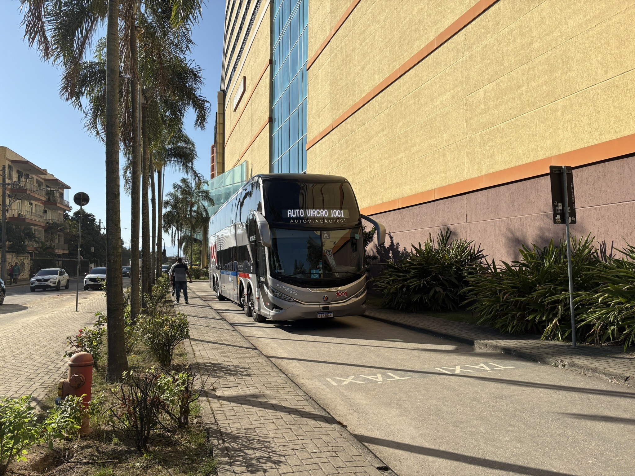 Viação 1001 inaugura primeiro ponto na Zona Norte em shopping - QTU Questões do Universo