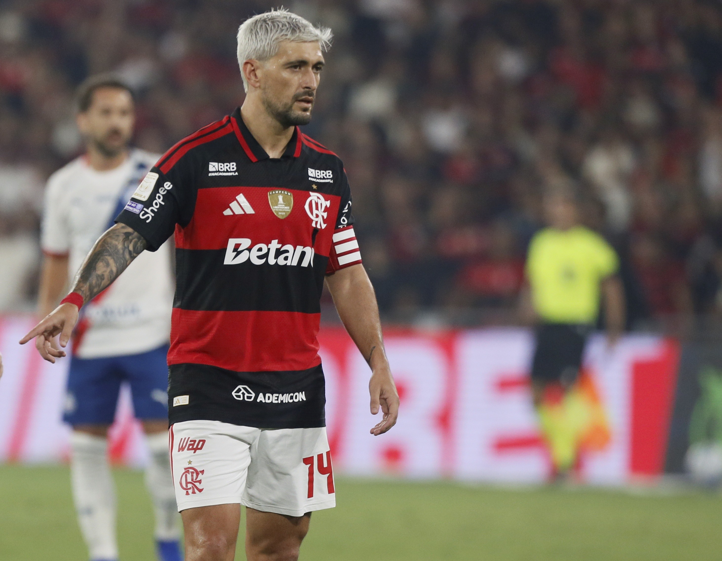 Encaixado taticamente, Flamengo precisa melhorar refino técnico, mas fica perto da excelência; leia análise