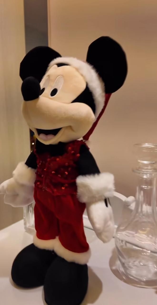 Christmas decoration at Larissa Manoela and André Luiz Frambach — Photo: Reproduction/Instagram