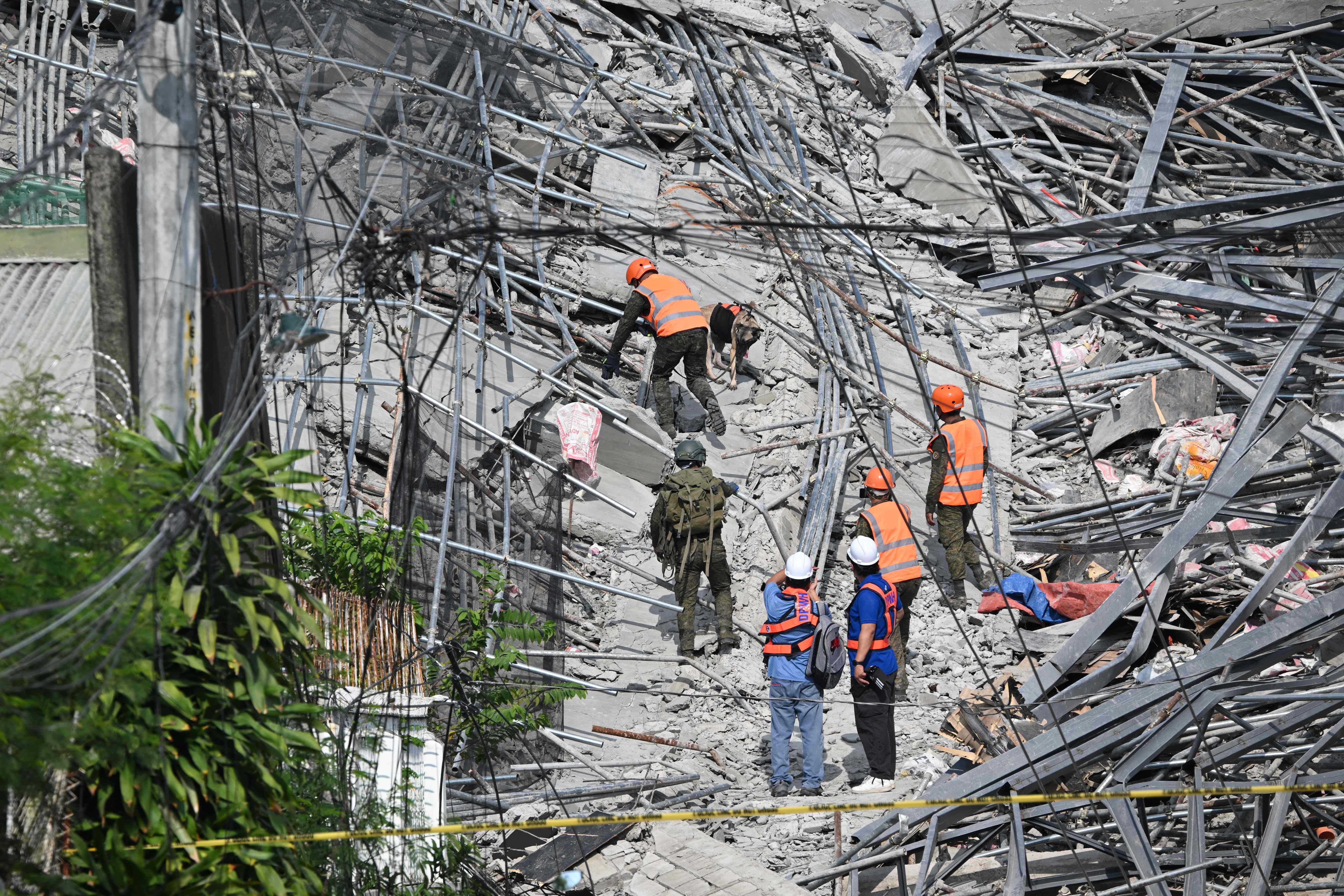 Número de mortos nas Filipinas devido a terremoto de magnitu