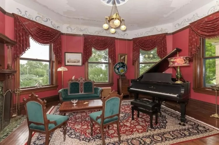 Casa com parque de diversão vai à venda por R$ 22 milhões nos Estados Unidos — Foto: Divulgação/Berkshire Hathaway
