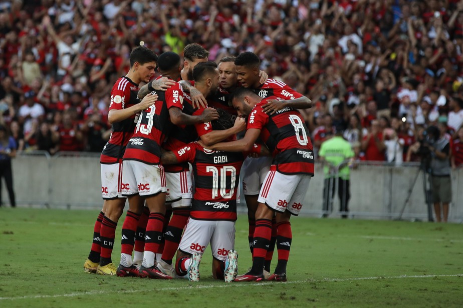 Flamengo, Corinthians e Grêmio venceram: agora é começar a jogar bem -  16/04/2023 - UOL Esporte