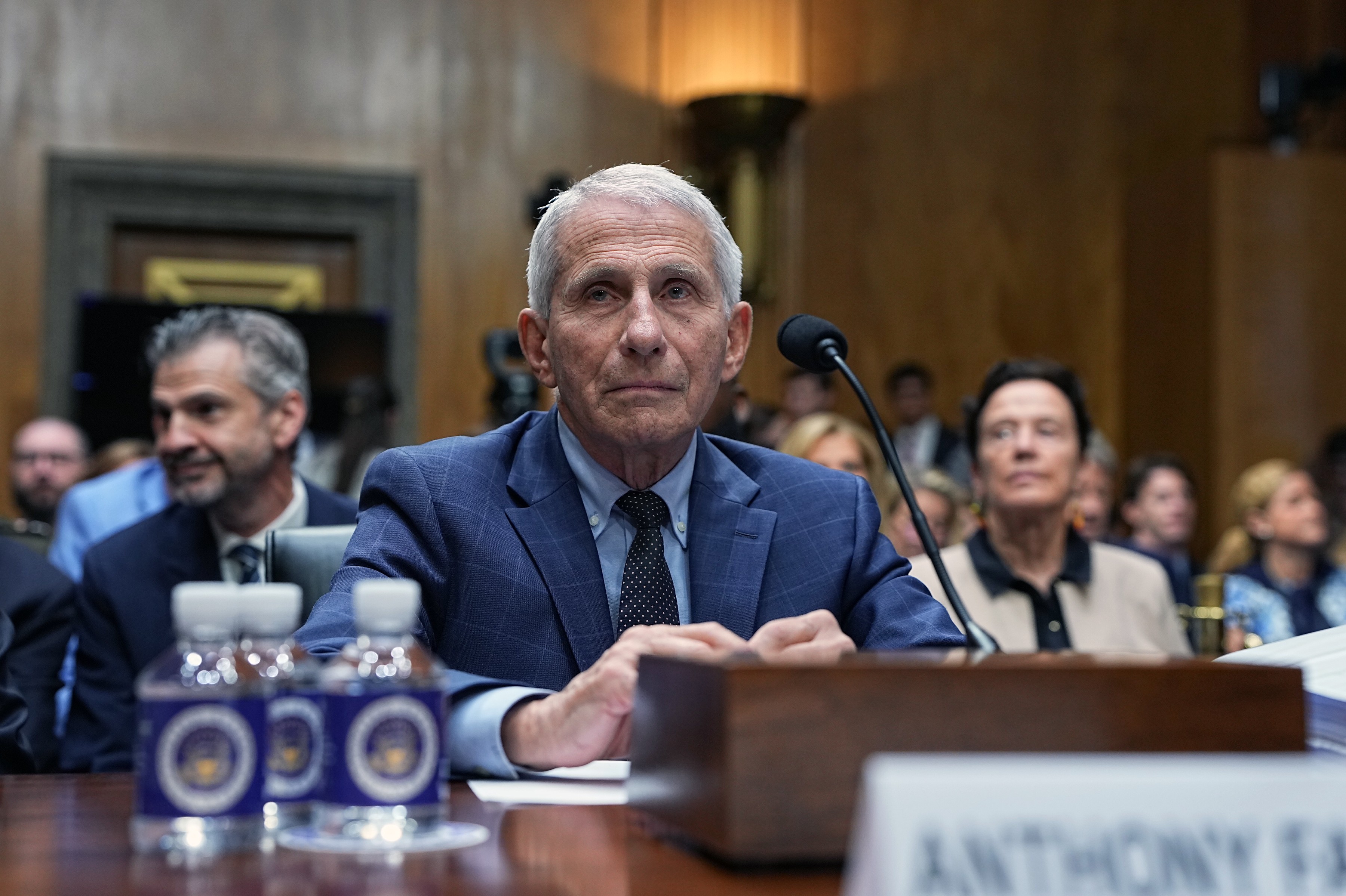 Anthony Fauci: o que se sabe sobre a audiência do médico americano sobre a pandemia e as fake news - QTU Questões do Universo