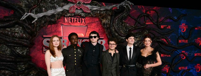 Time to say goodbye: 'Stranger Things' cast reunites for final season premiere — Photo: Frederic J. Brown / AFP
