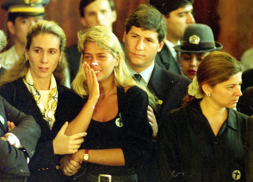 Ayrton Senna e Adriane Galisteu O início do romance e a reação dela após tragédia