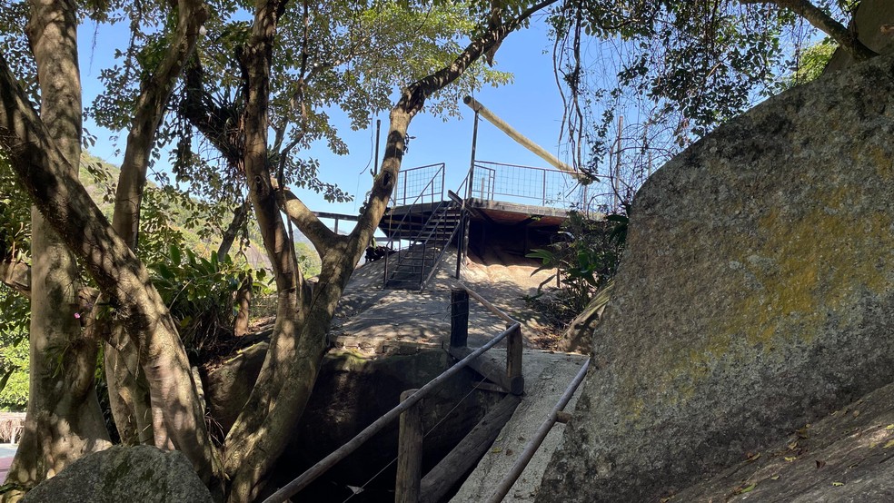 Gruta Farm House com acesso a mirante da Pedra Branca, na Zona Oeste do Rio — Foto: Divulgação/ Gruta Farm House