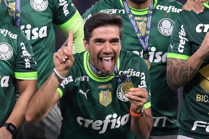Te amo! Abel Ferreira quer continuar no Verdão por mais duas temporadas