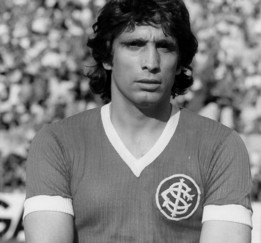Marinho Peres foi campeão brasileiro com o Internacional em 1974
