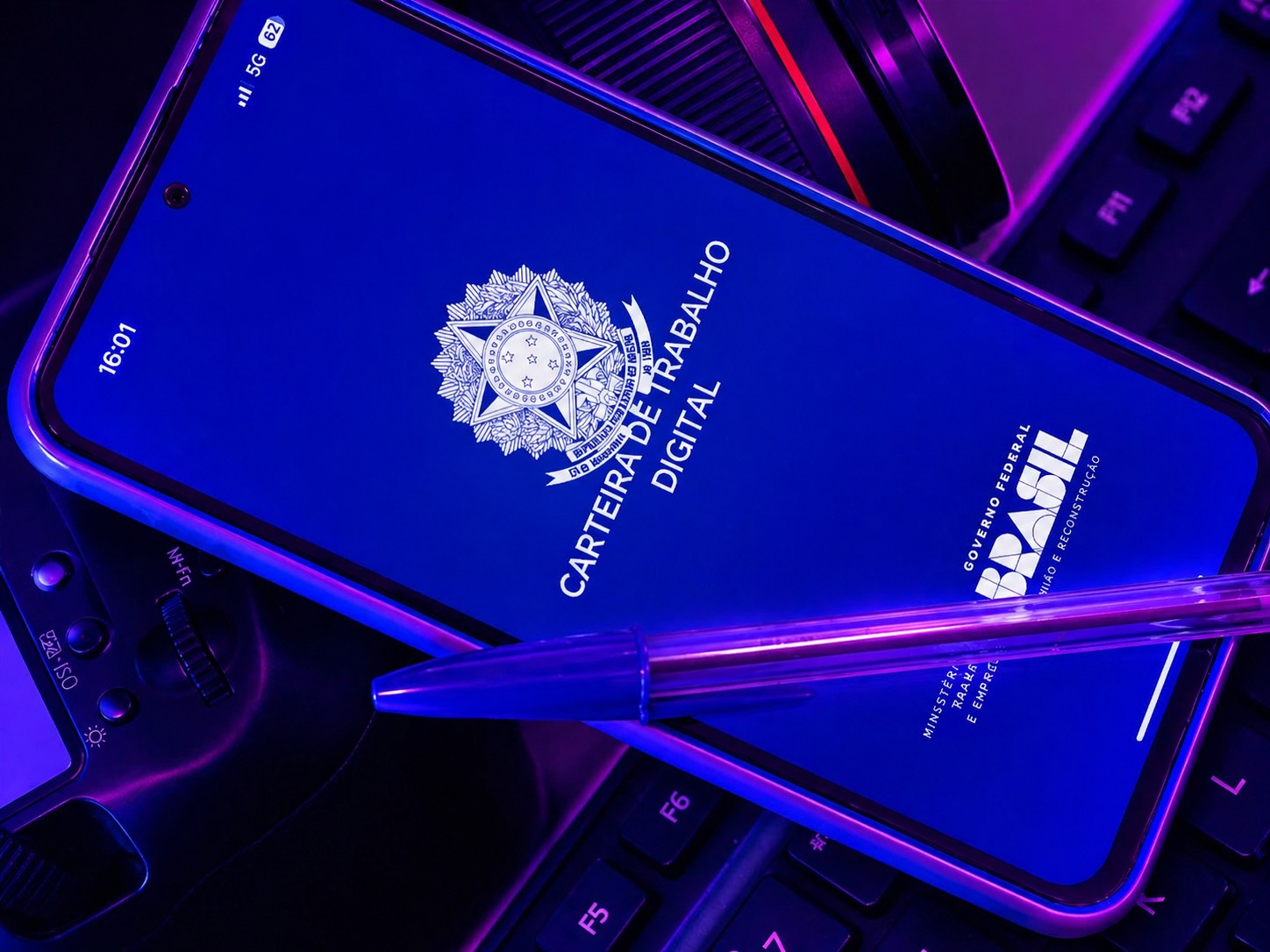 Como a IA muda o trabalho no Brasil e por que jovens e mulheres estão mais expostos