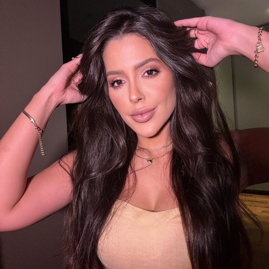 Laís Caldas passou por uma blefaroplastia — Foto: Reprodução Instagram