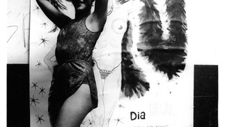 Série 'Travestis', na boate Aquarius, em Brasília (1980) — Foto: Divulgação/Leila Jinkings