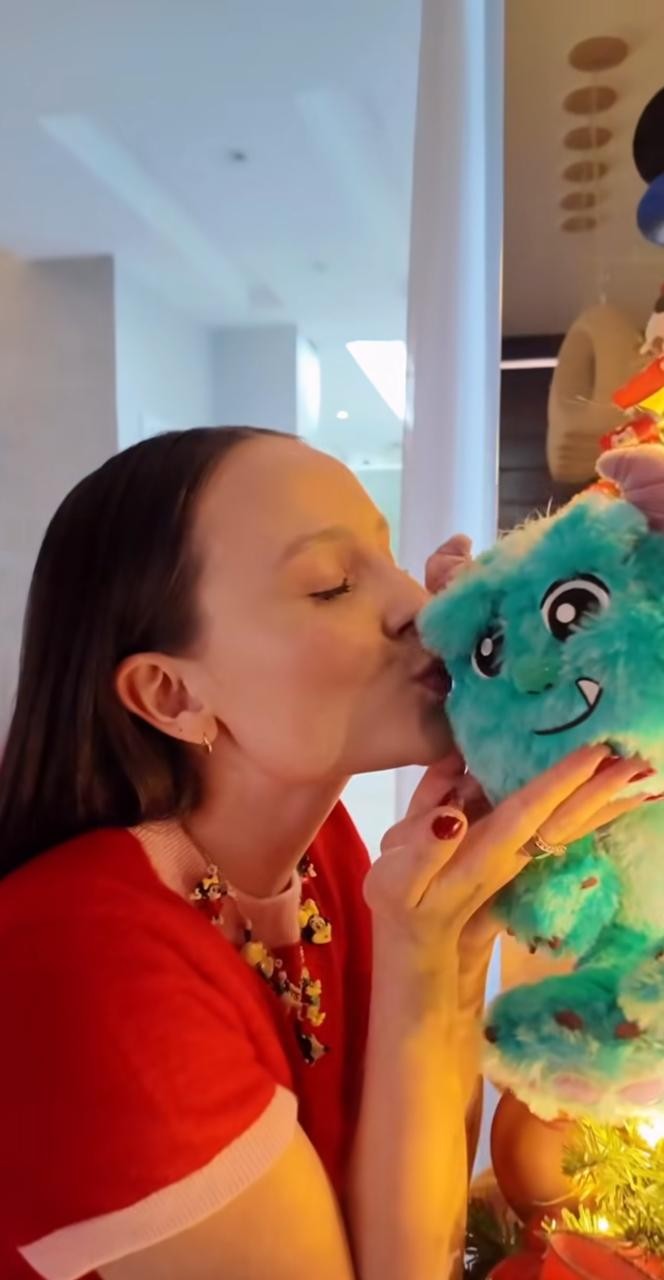 Christmas decoration at Larissa Manoela and André Luiz Frambach — Photo: Reproduction/Instagram