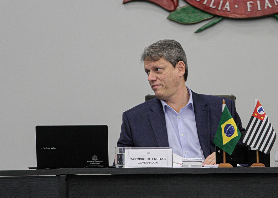 O governador de São Paulo, Tarcísio de Freitas, em apresentação dos resultados dos cem primeiros dias de sua gestão