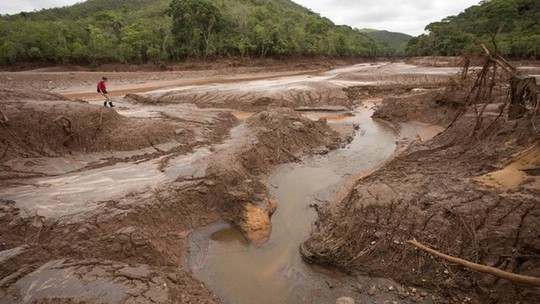 Nova proposta de mineradoras sobre tragédia de Mariana inviabiliza acordo com poder público