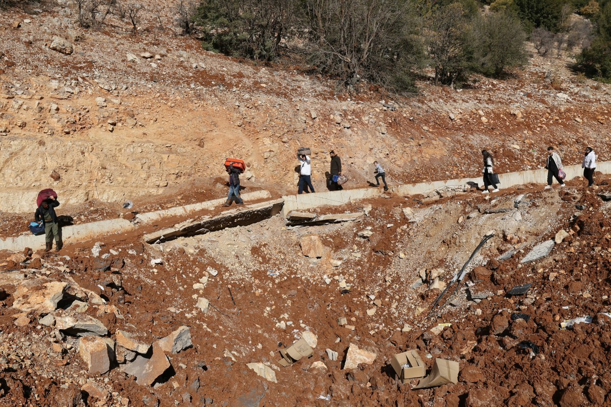 Ataque de Israel à cidade síria deixa ao menos 71 mortos, o mais letal contra o país desde o início de sua guerra civil em 2011