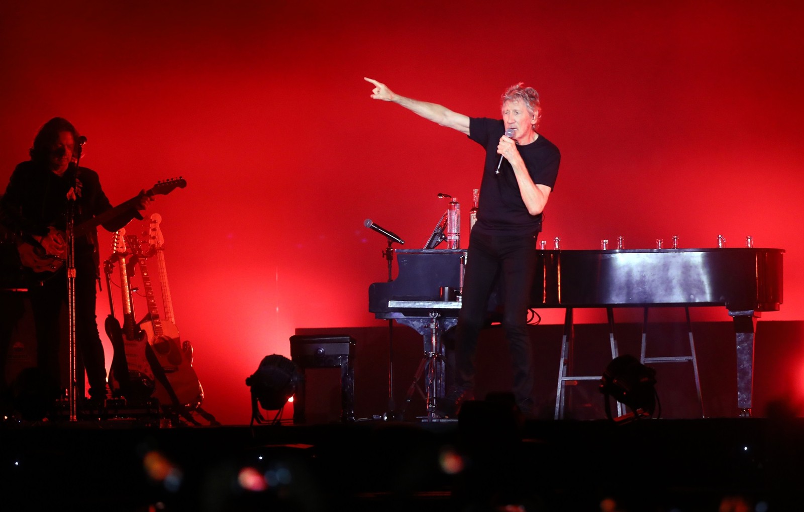 Roger Waters: show no Rio tem muito rock’n’roll e ativismo em clima ...
