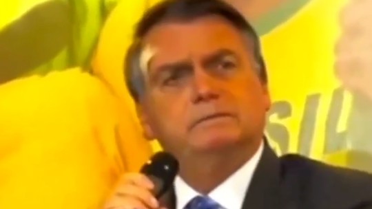 Bolsonaro faz exames em hospital paulista