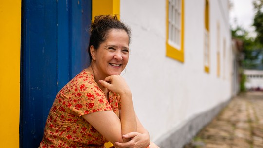 'Tudo é rio', sucesso da escritora Carla Madeira, chega às livrarias de Portugal 