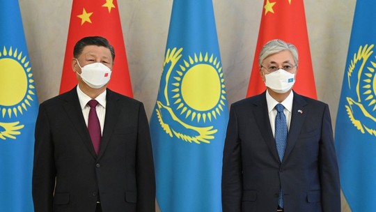 Xi chega à Ásia Central e terá primeiro encontro com Putin desde o início da guerra