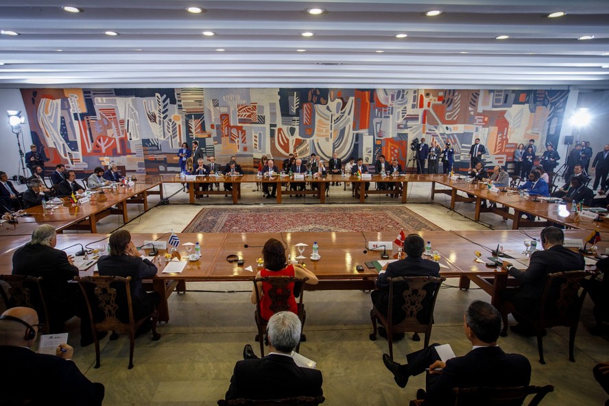 O Palácio do Itamaraty sediou o encontro de chefes de Estado sul-americanos