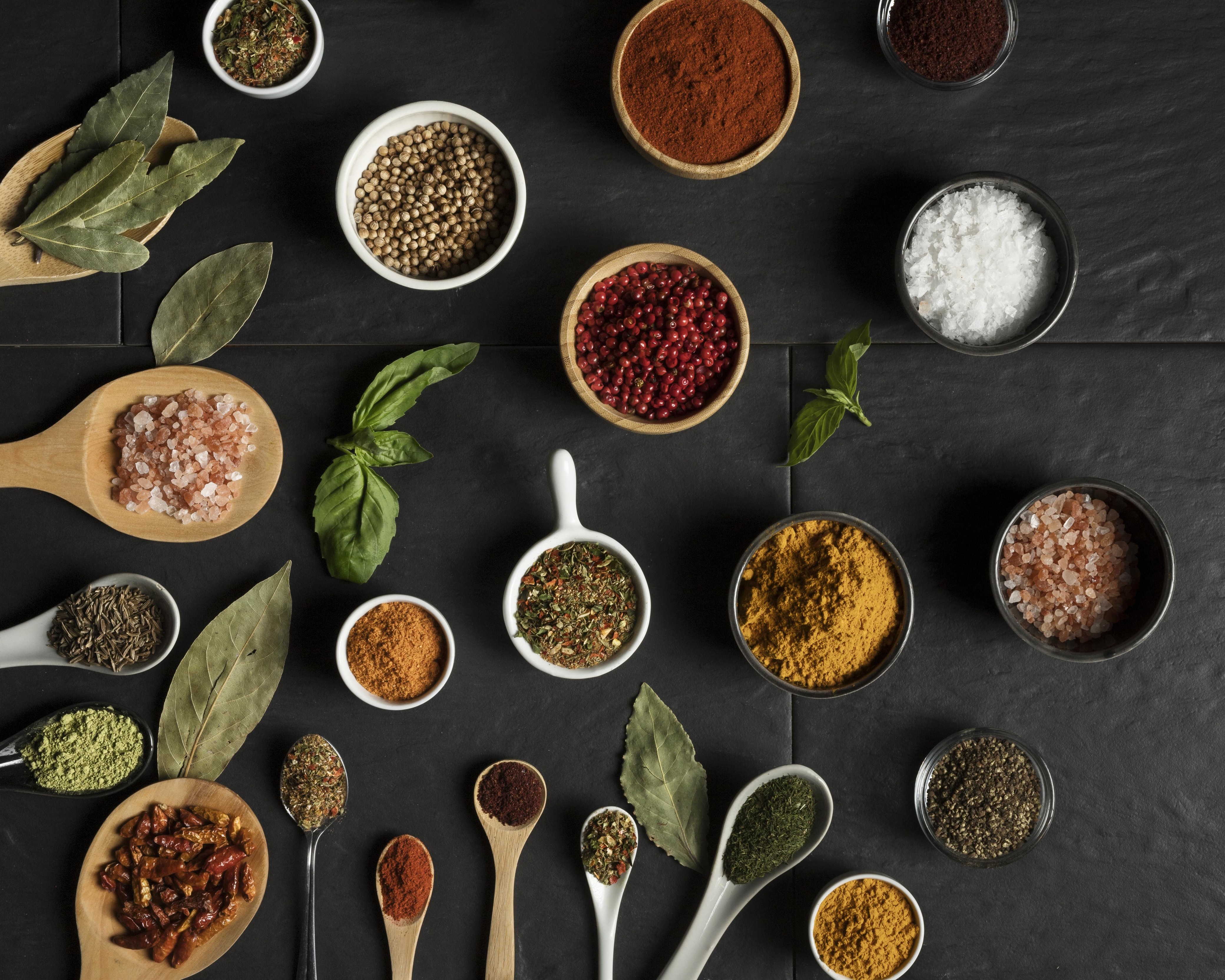 O tempero eficaz para tratar a síndrome do intestino irritável e manter ...