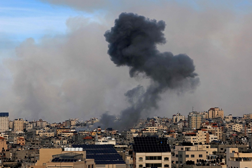 Ataques partiram da Faixa de Gaza contra Israel — Foto: MAHMUD HAMS/AFP